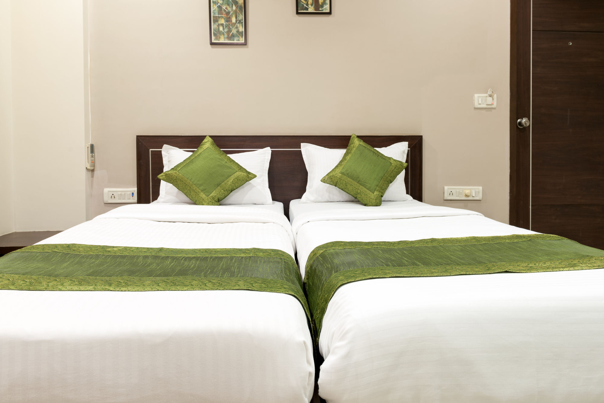 Treebo Trend Shrimad Residency Ahmedabad
