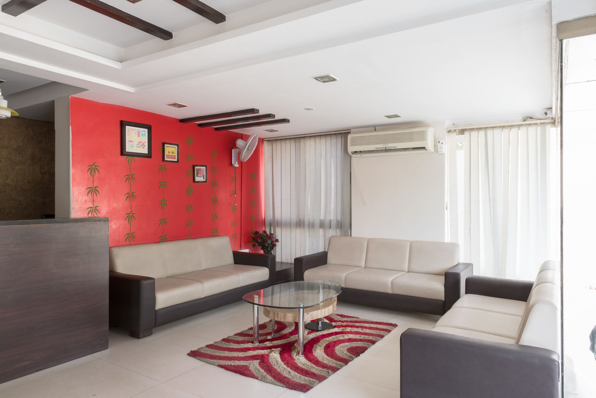 Hotel Treebo Trend Shrimad Residency Ahmedabad