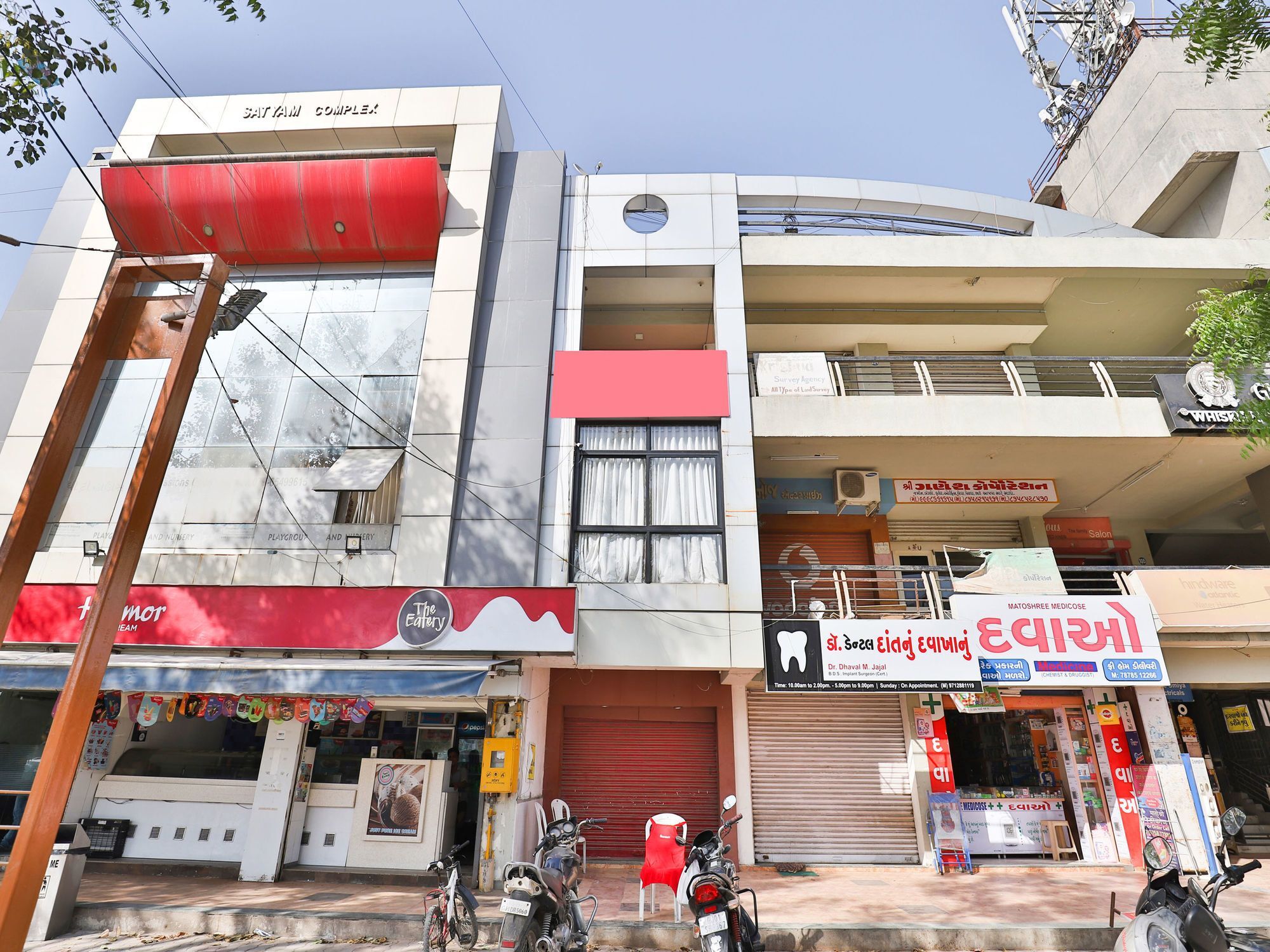 Oyo 12654 Sunshine Ahmedabad