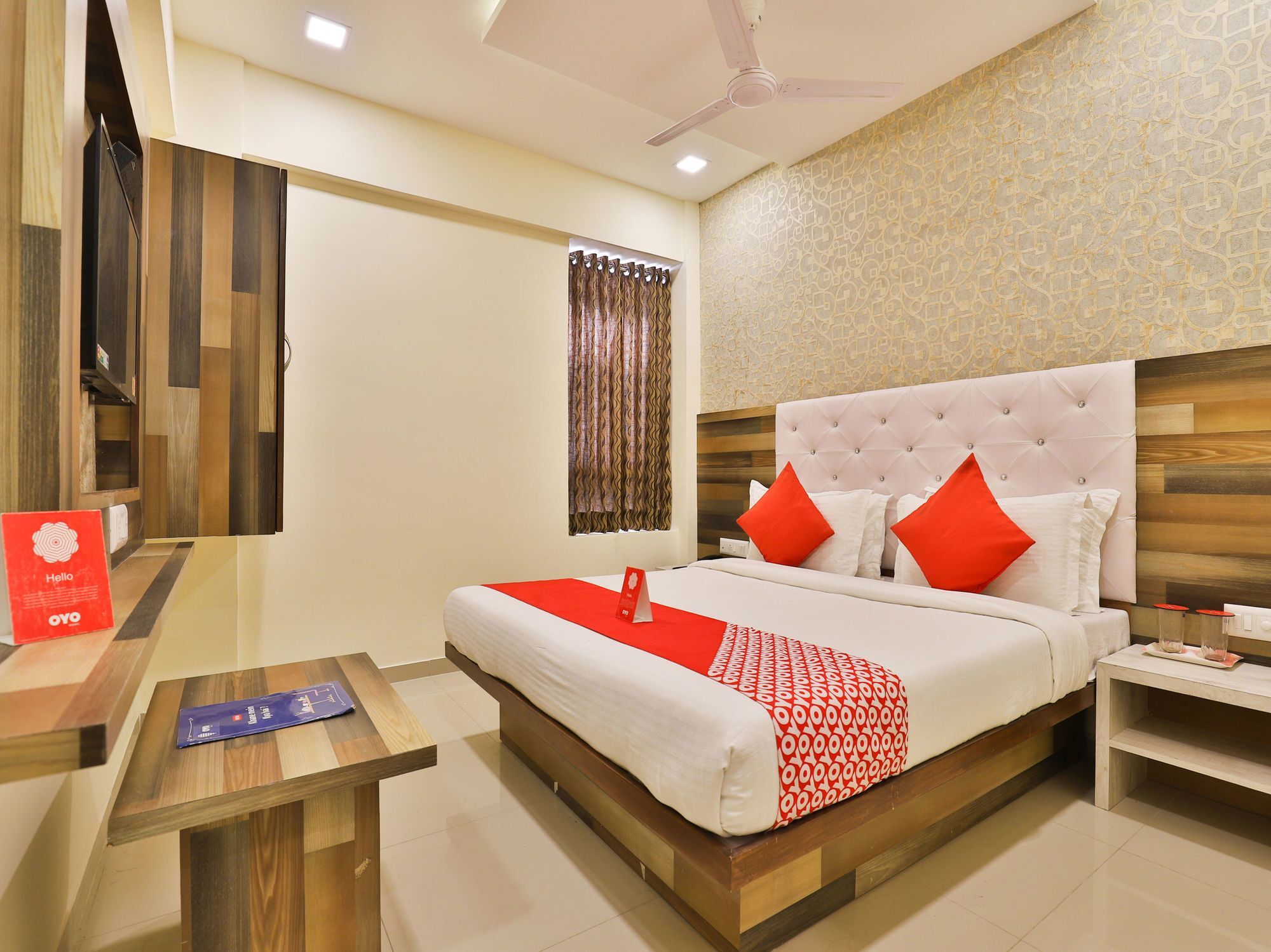 Hotel Oyo 12654 Sunshine Ahmedabad