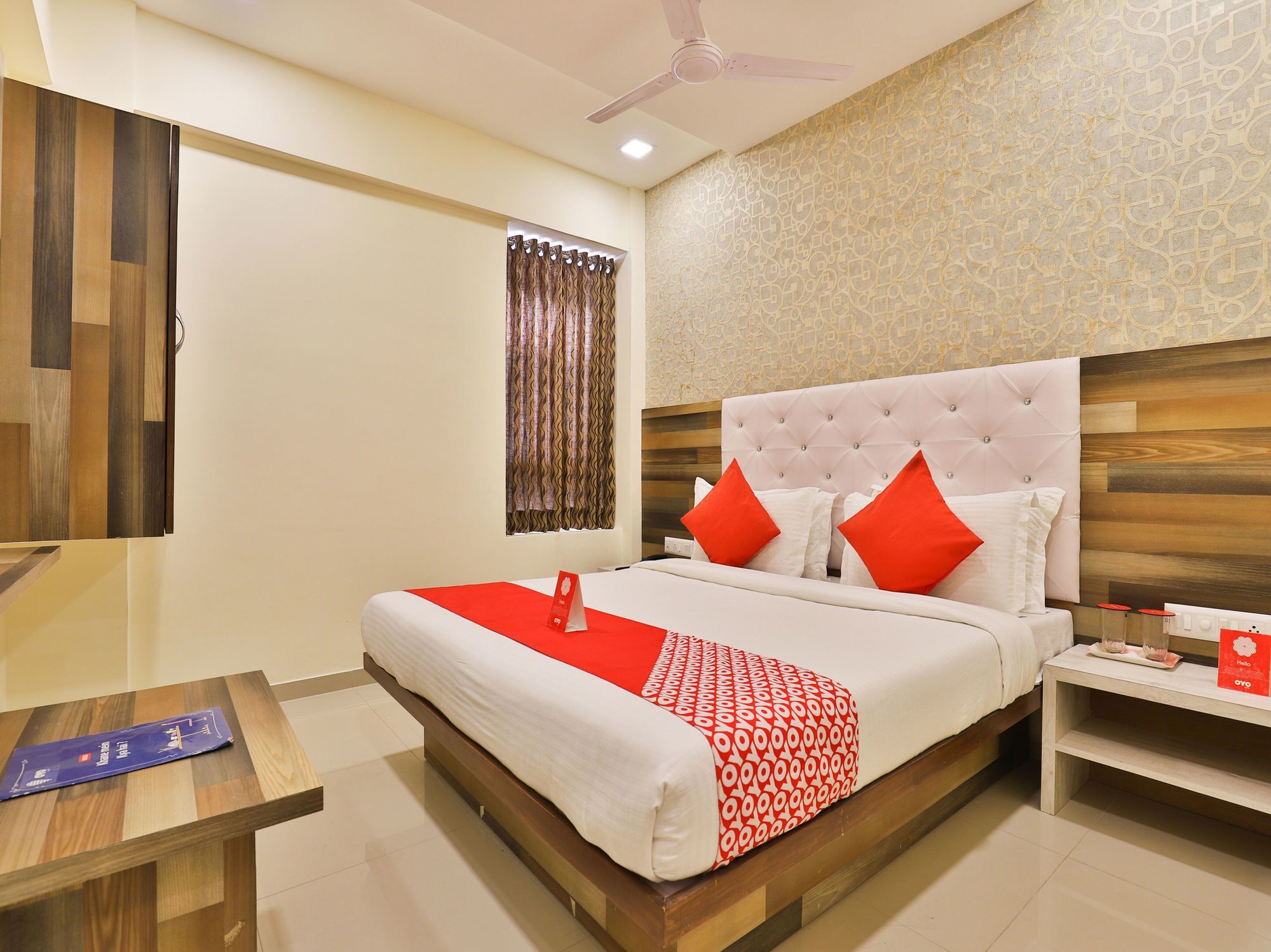Oyo 12654 Sunshine Ahmedabad