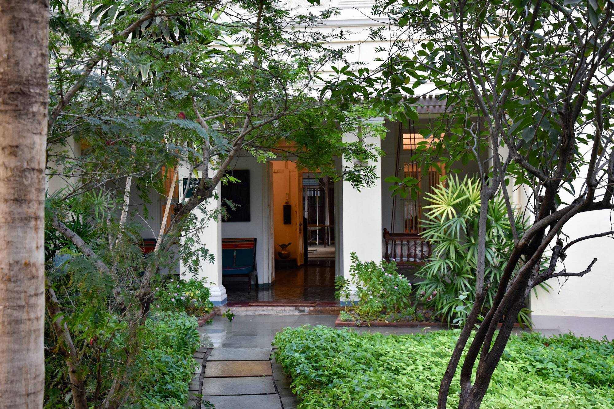 Mangalbag Gallery And Residency Ahmedabad