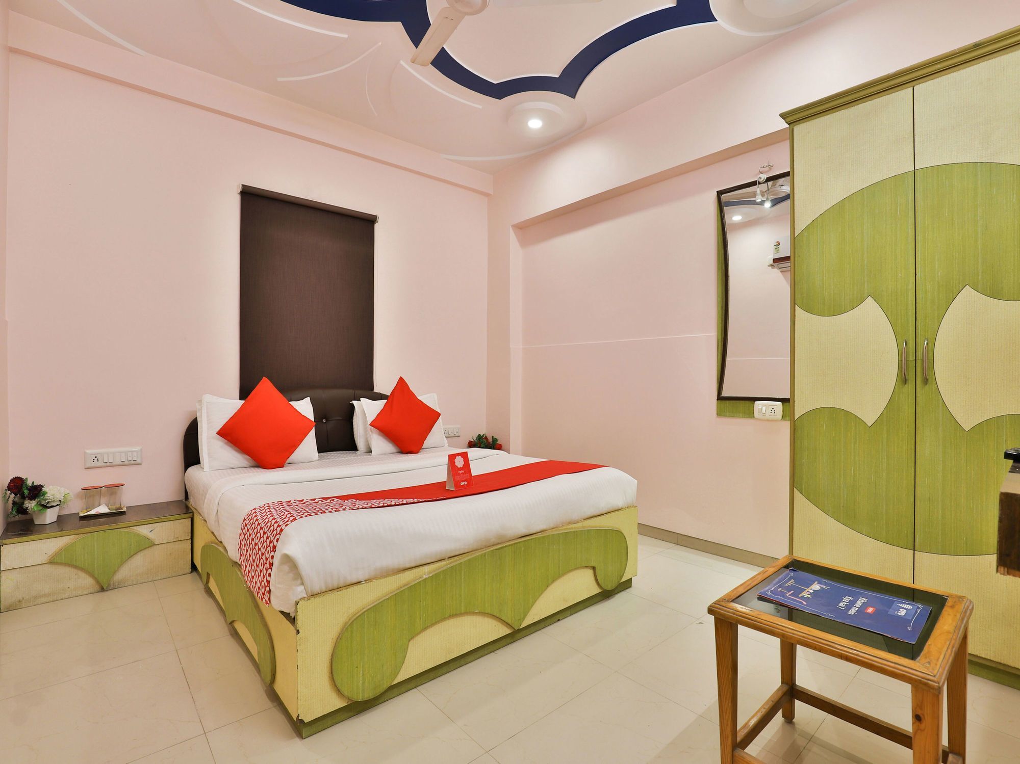 Oyo 5835 Jaunt Safari Hotel 2*