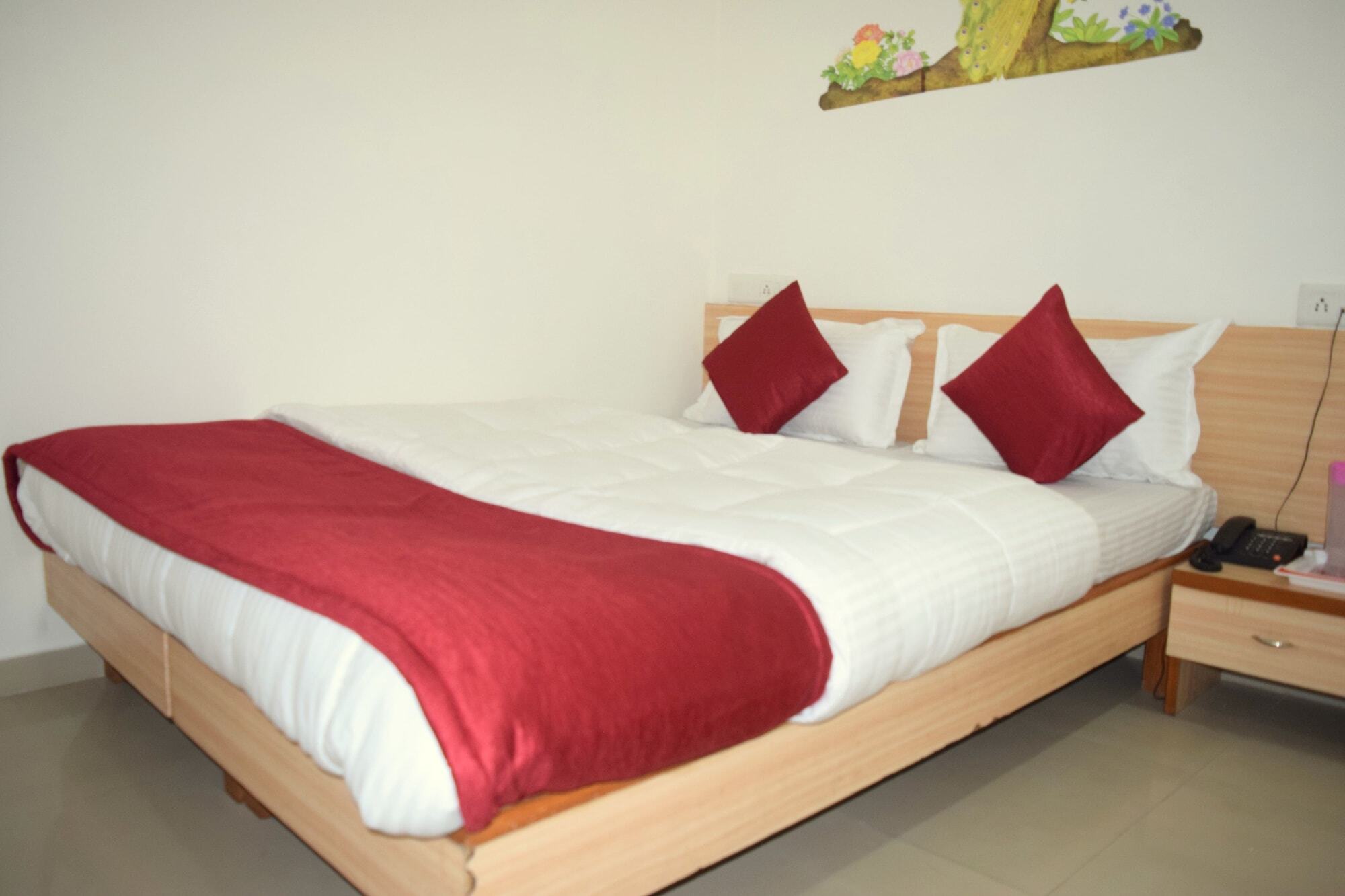 D Veeray By Sky Hotel 3*