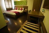 Oyo Premium Gujarat College Ellisbridge 3* Ahmedabad