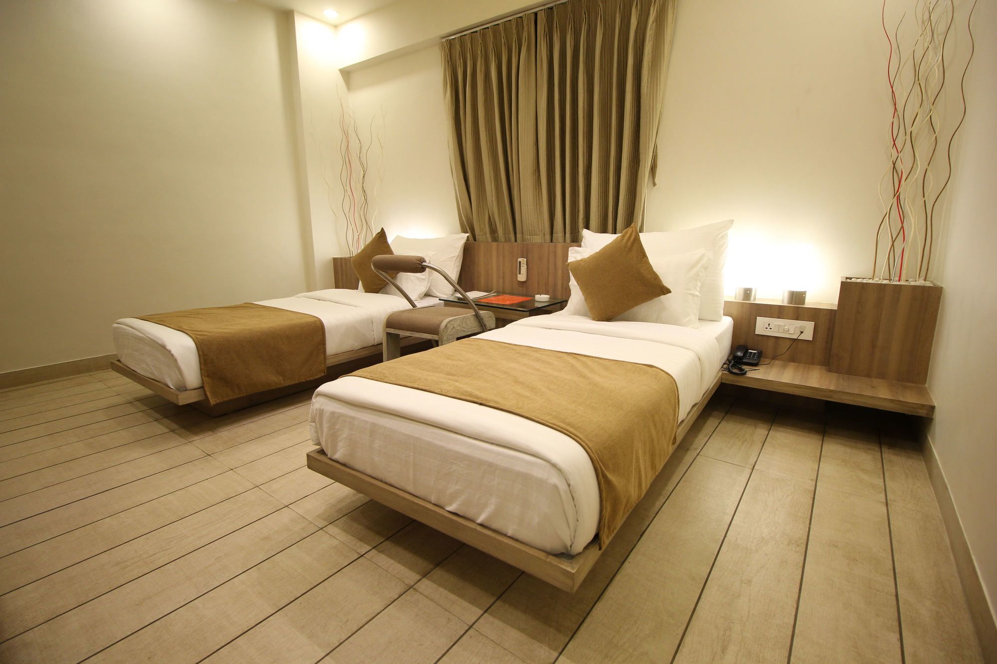 Oyo 3927 Scenaria Ahmedabad