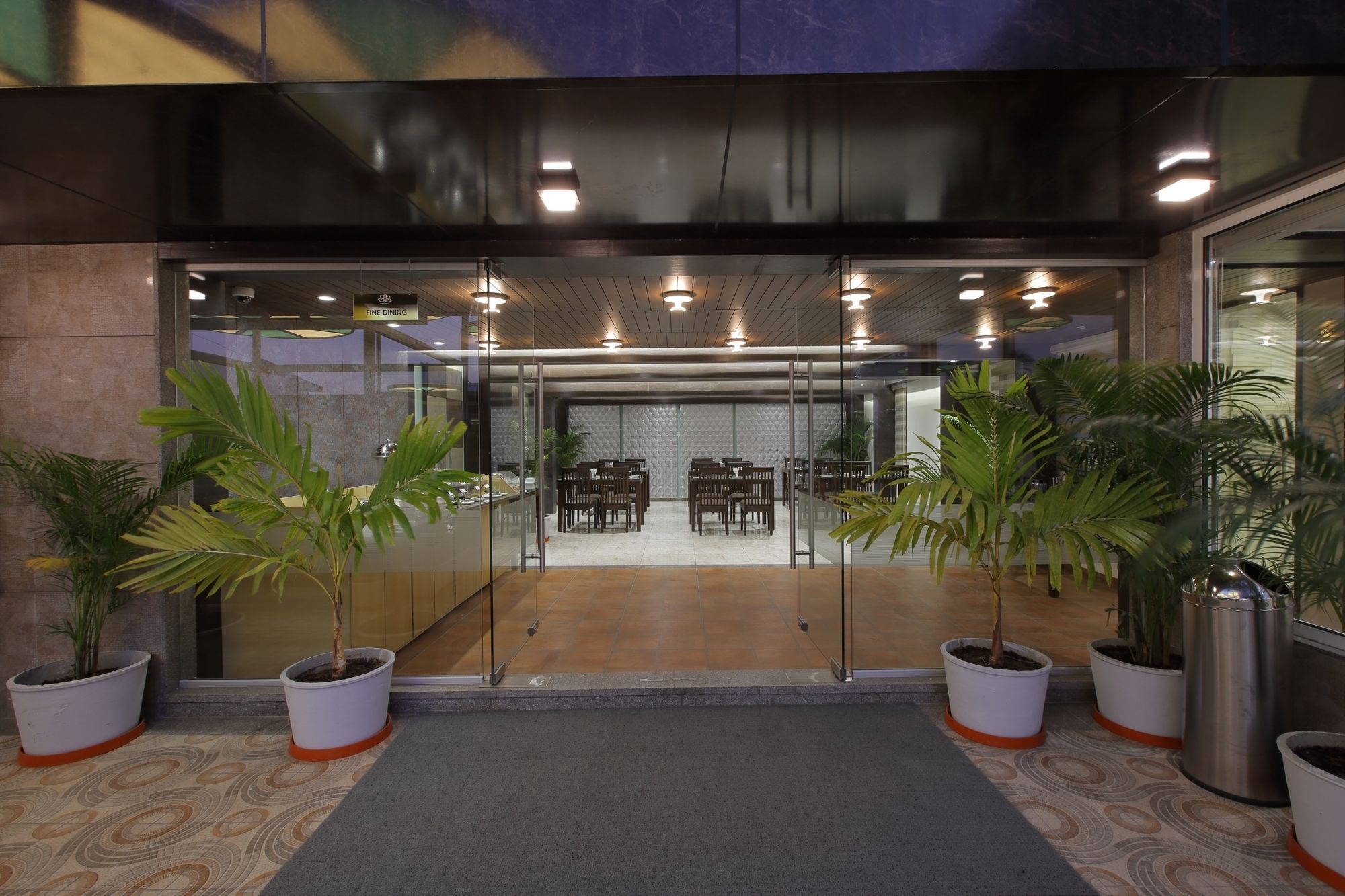 Hotel The Lotus Park Ahmedabad