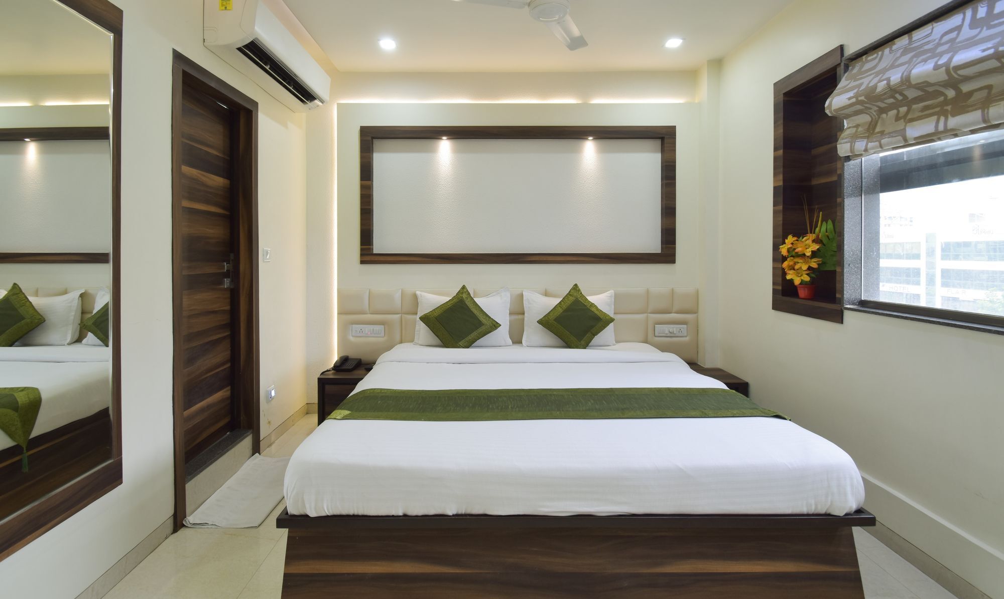 Treebo Palliate Hotel Ahmedabad