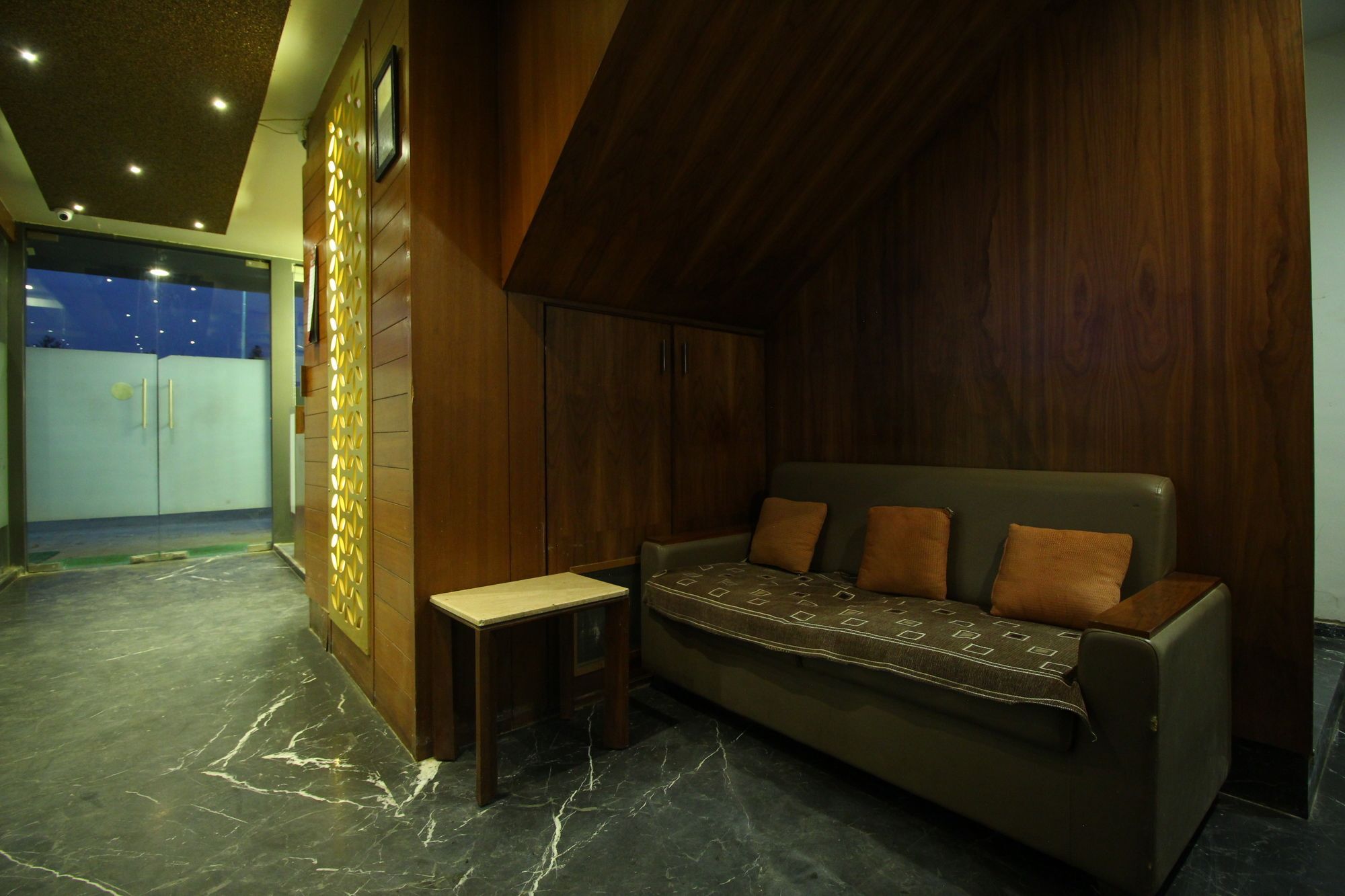 Oyo 8992 Kyra 3* Ahmedabad