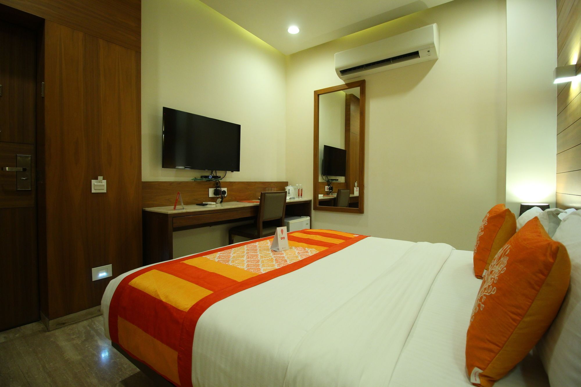 Oyo 8992 Kyra Hotel