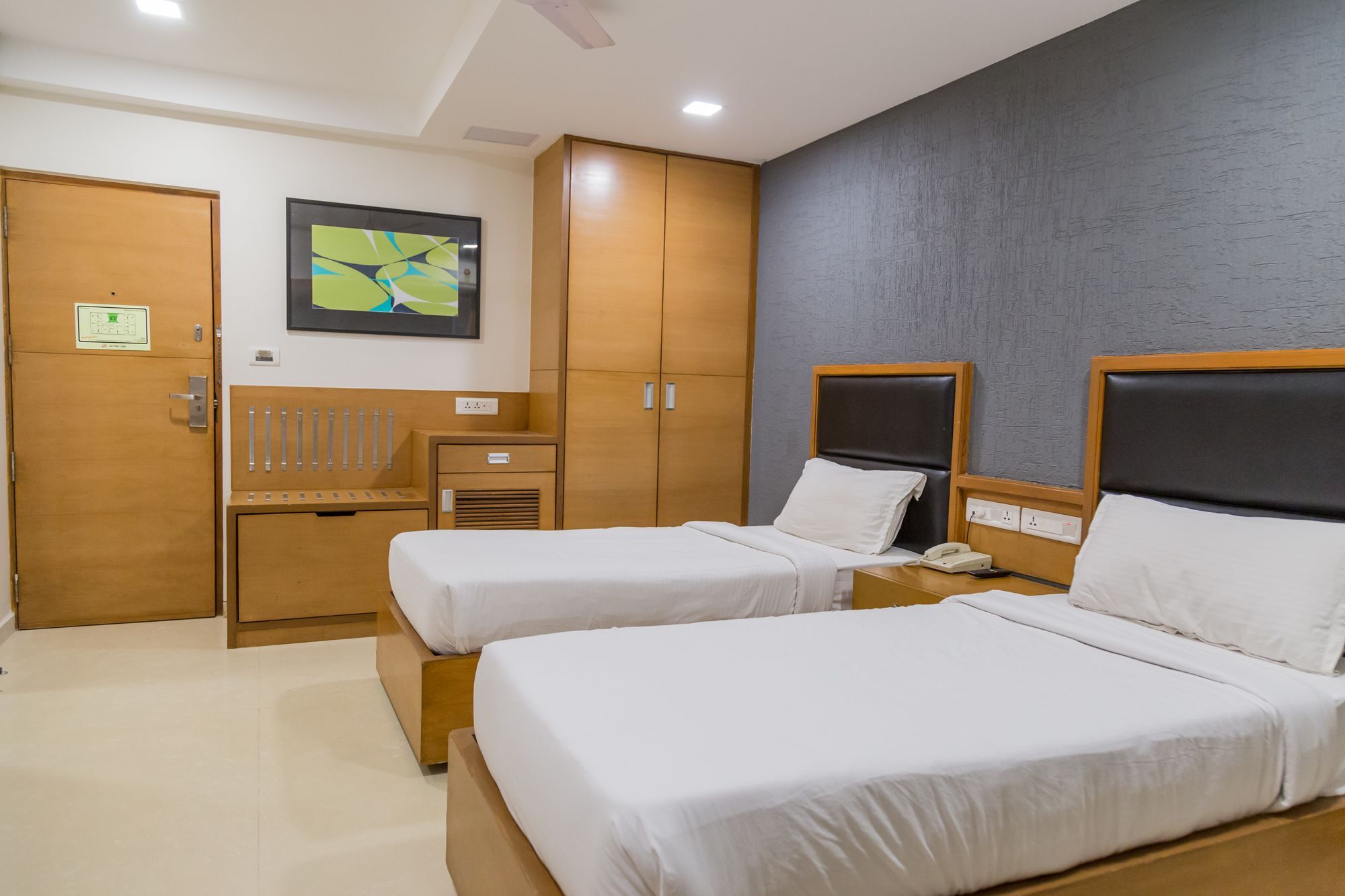 The Silver Leaf Hotel Ahmedabad