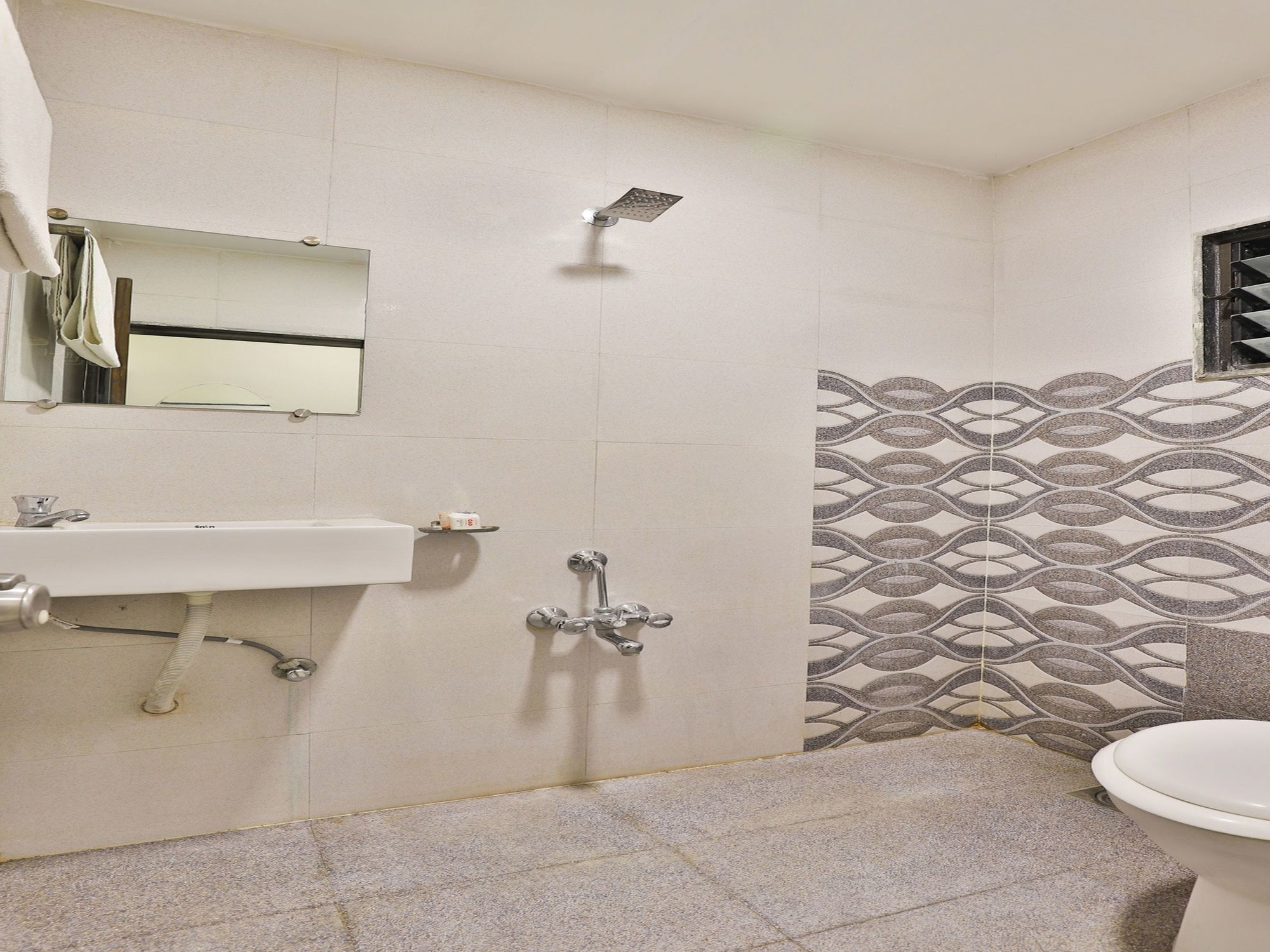 Oyo 11610 Shreenath Hotel 2*