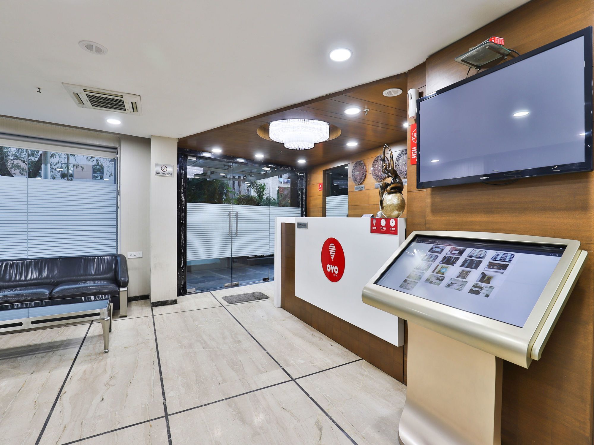 Hotel Oyo 4938 Dev Aadi