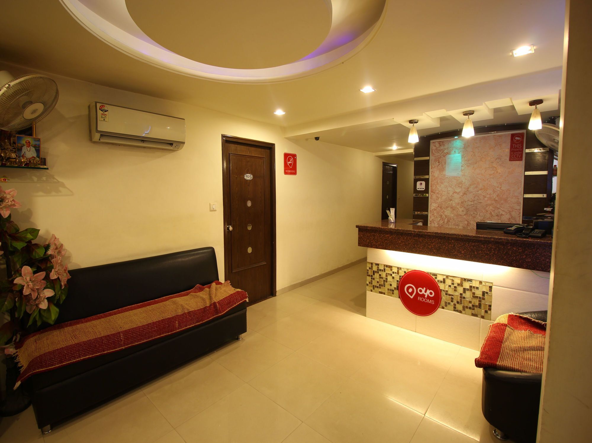 Hotel Oyo 2485 Kalash 2*