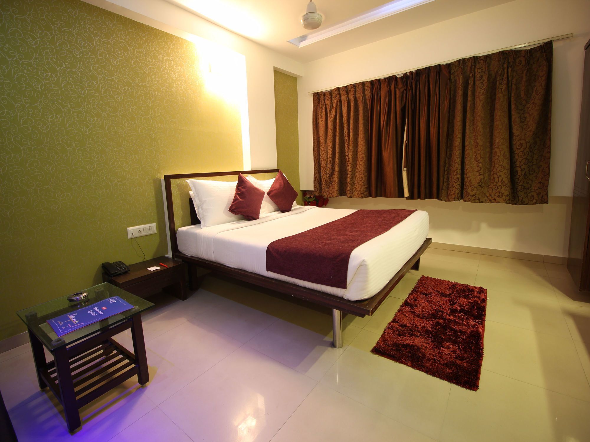 Hotel Oyo 2485 Kalash 2*
