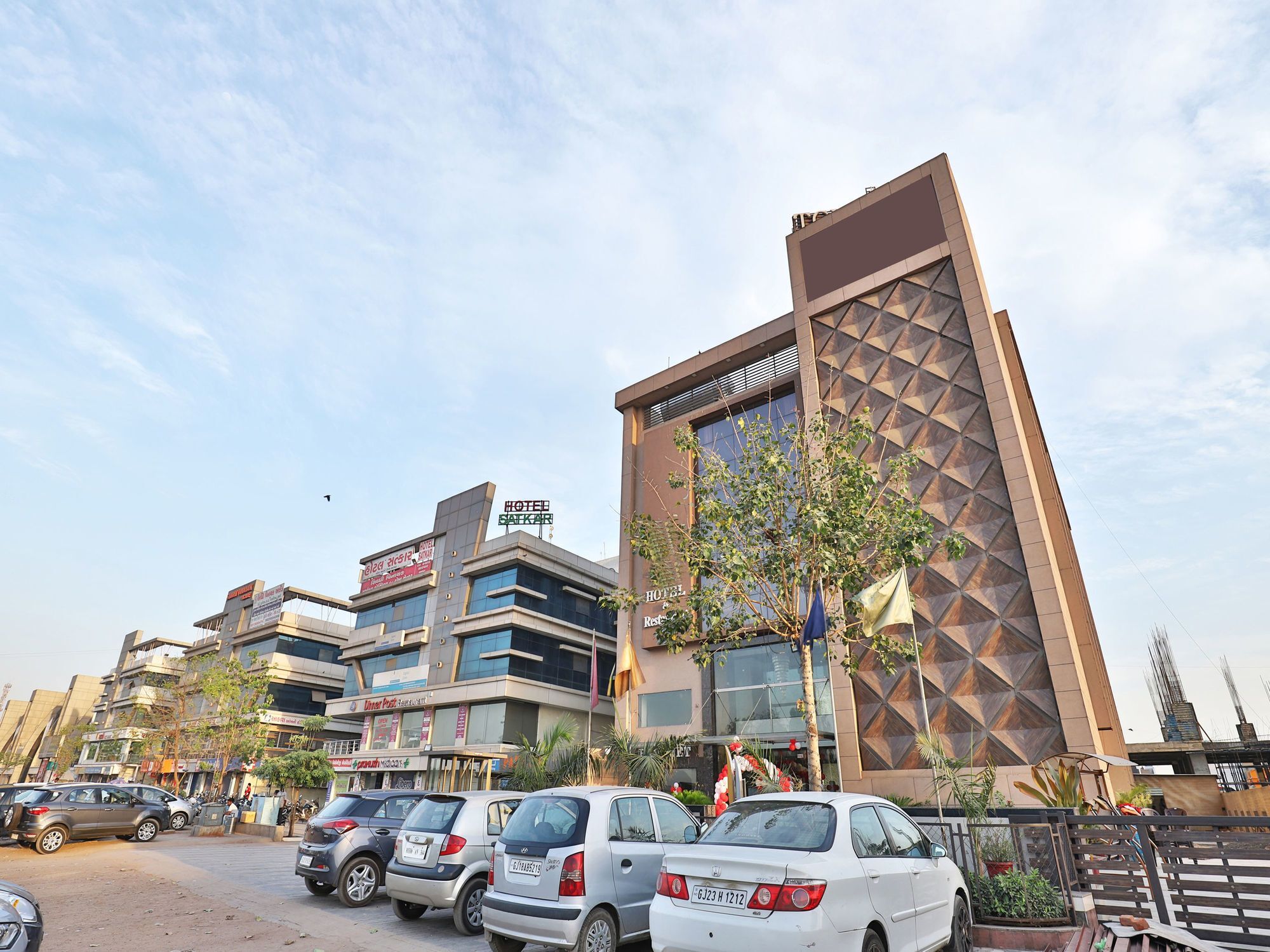 Hotel Oyo 13253 The Grand Vinayak 3*