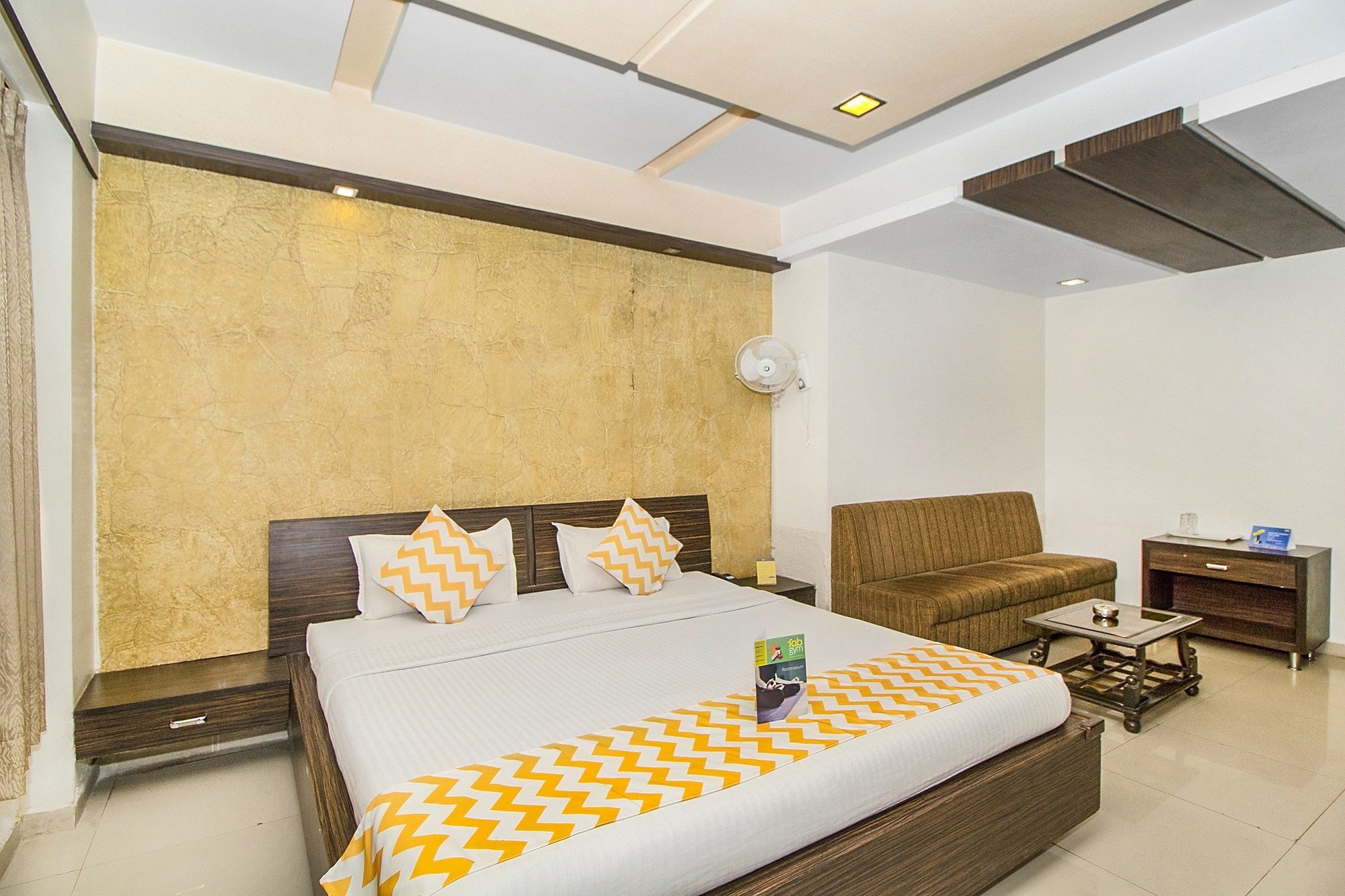 Fabhotel La 365 Navrangpura