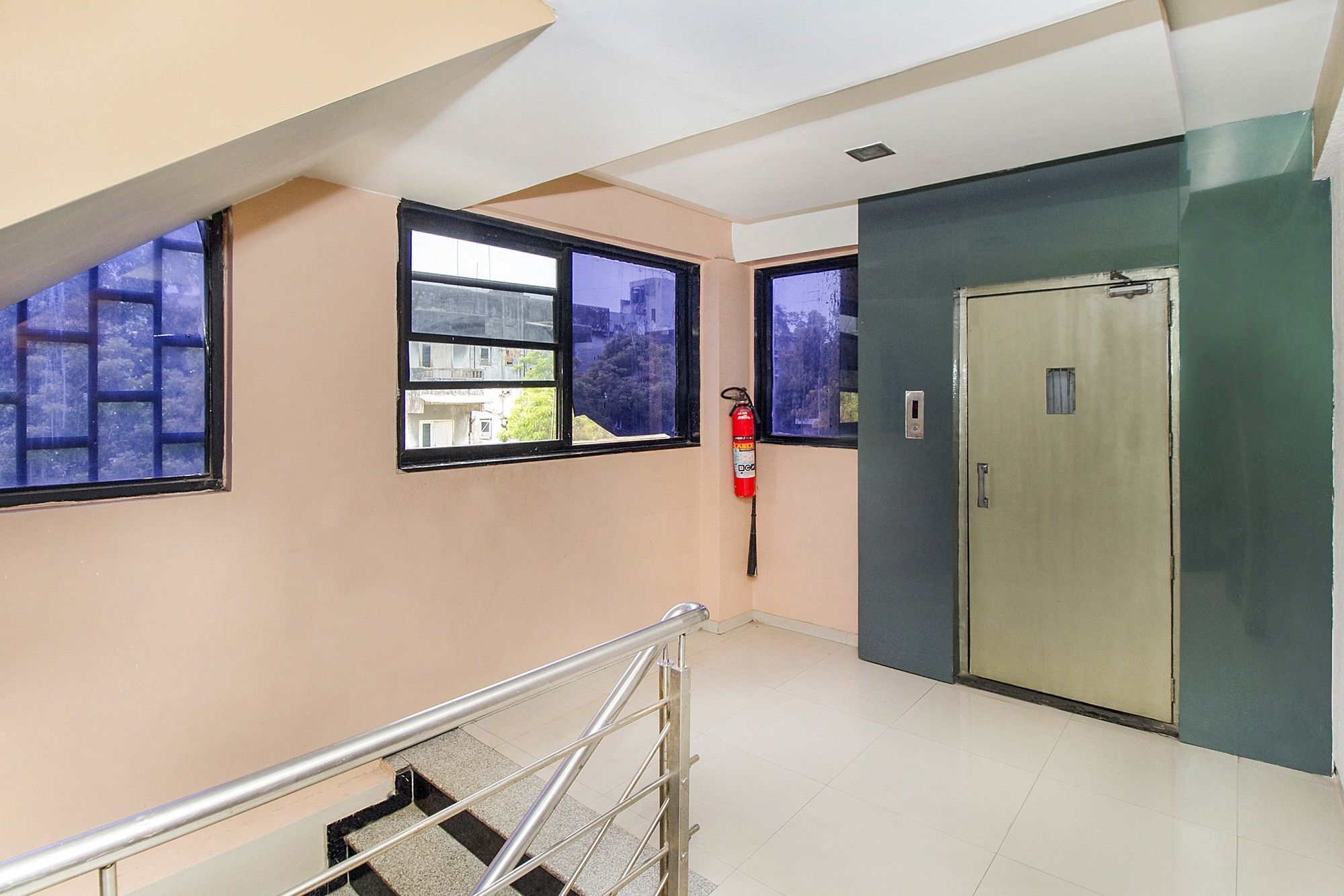 Hotel Fabhotel La 365 Navrangpura Ahmedabad