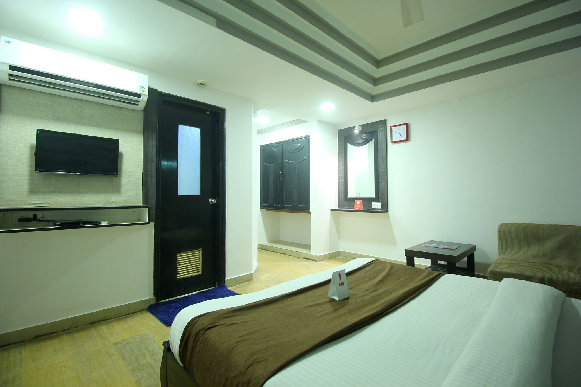 Oyo Gurdwara Sg Highway 2 Hotel Ahmedabad