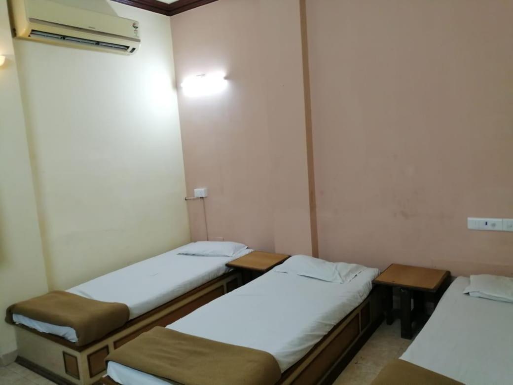 Damjis Ahmedabad