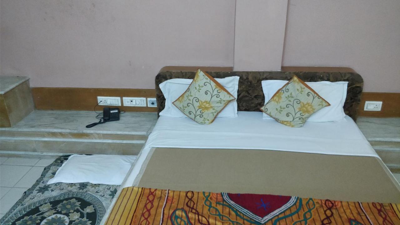 Damjis Hotel