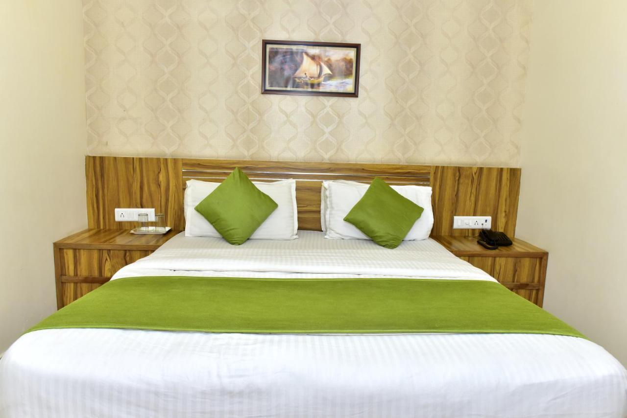 Shobhna Palace Hotel Ahmedabad
