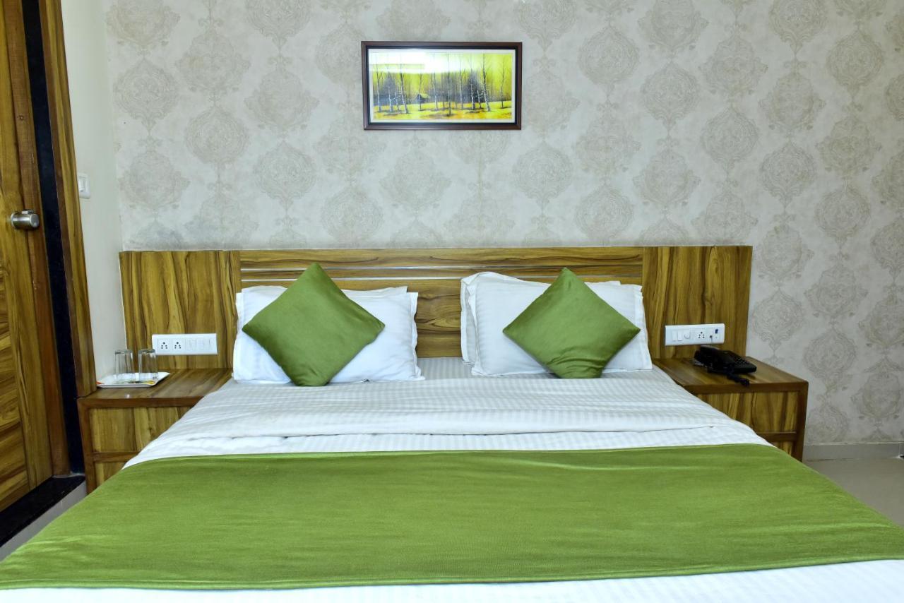 Hotel Shobhna Palace