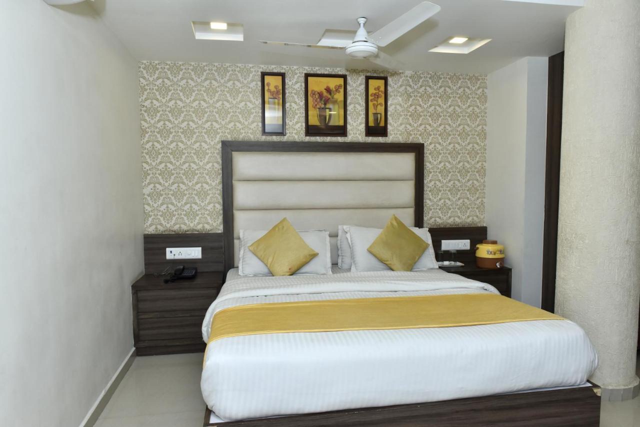 Shobhna Palace Hotel