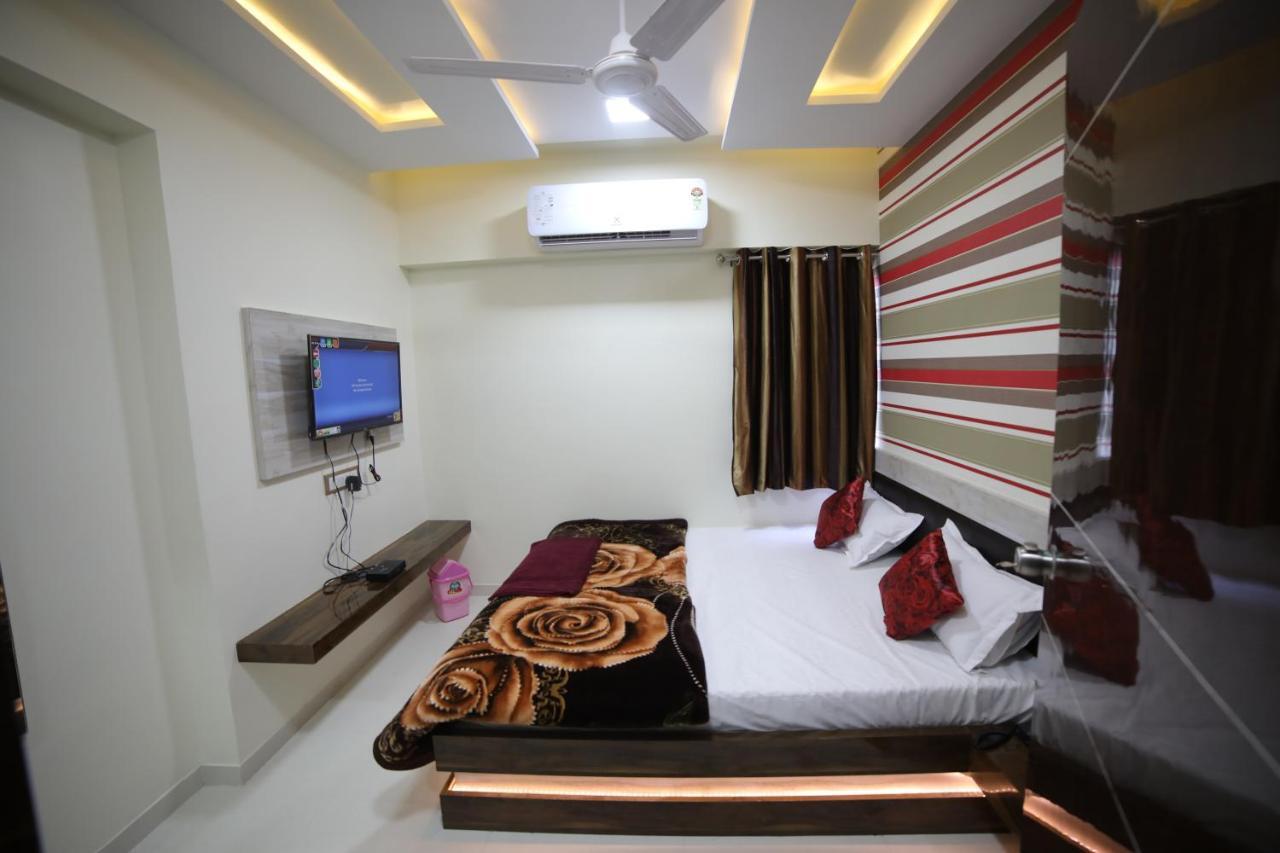 Red Apple Hotel Ahmedabad