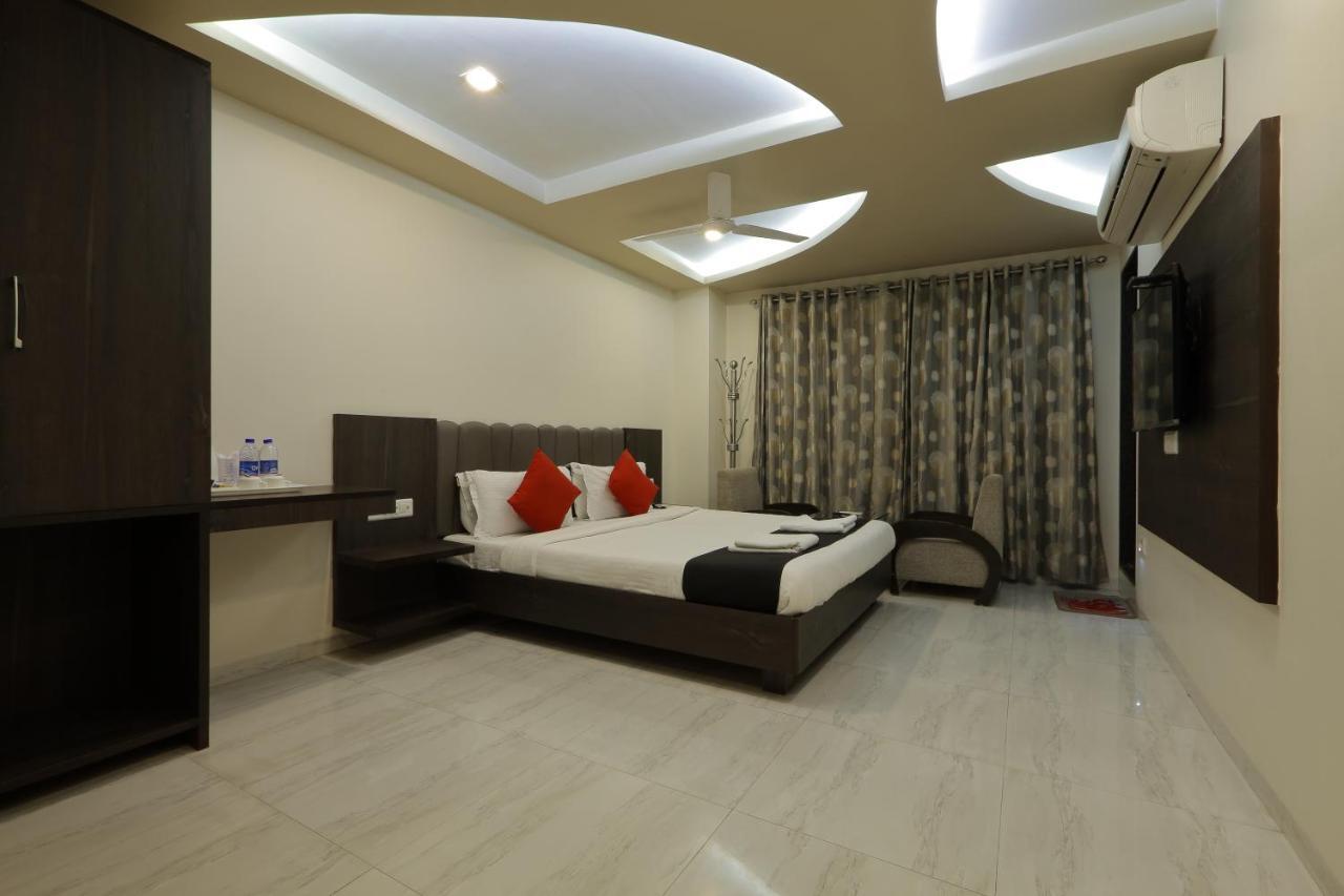 Hotel Unity Ahmedabad
