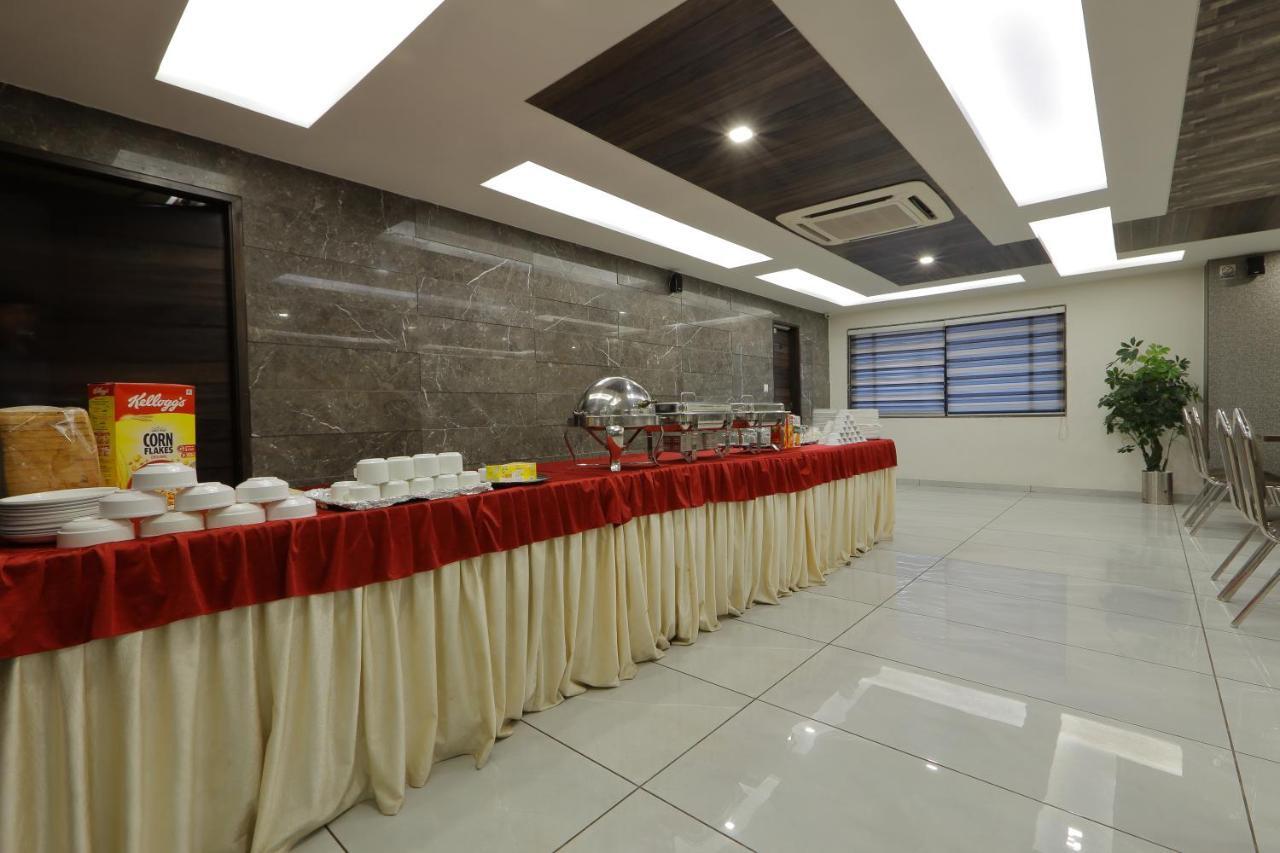 Unity Hotel 3*