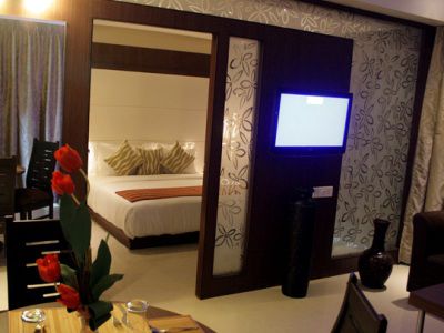 Takshashila Hotel