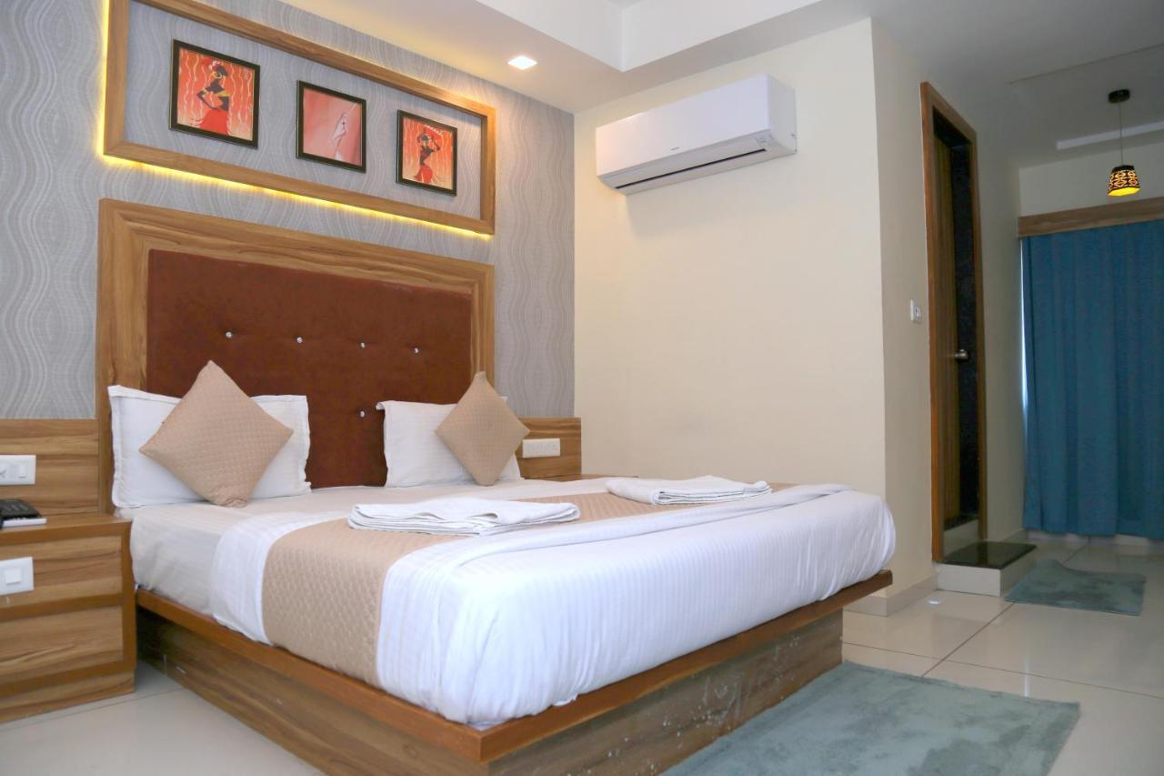 Shobhna Palace 3*