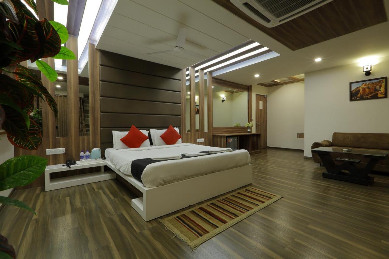 Unity Hotel