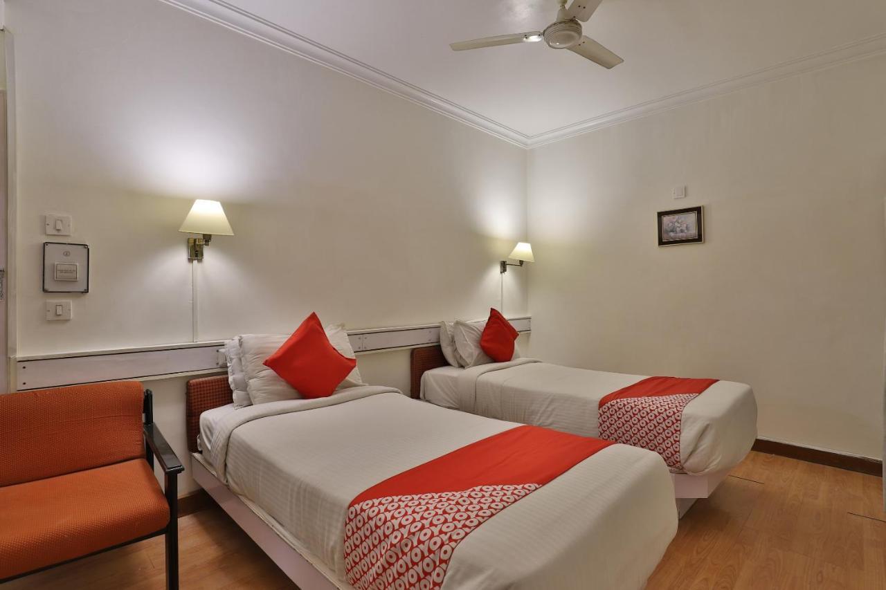 Oyo 2308 Crown 3* Ahmedabad