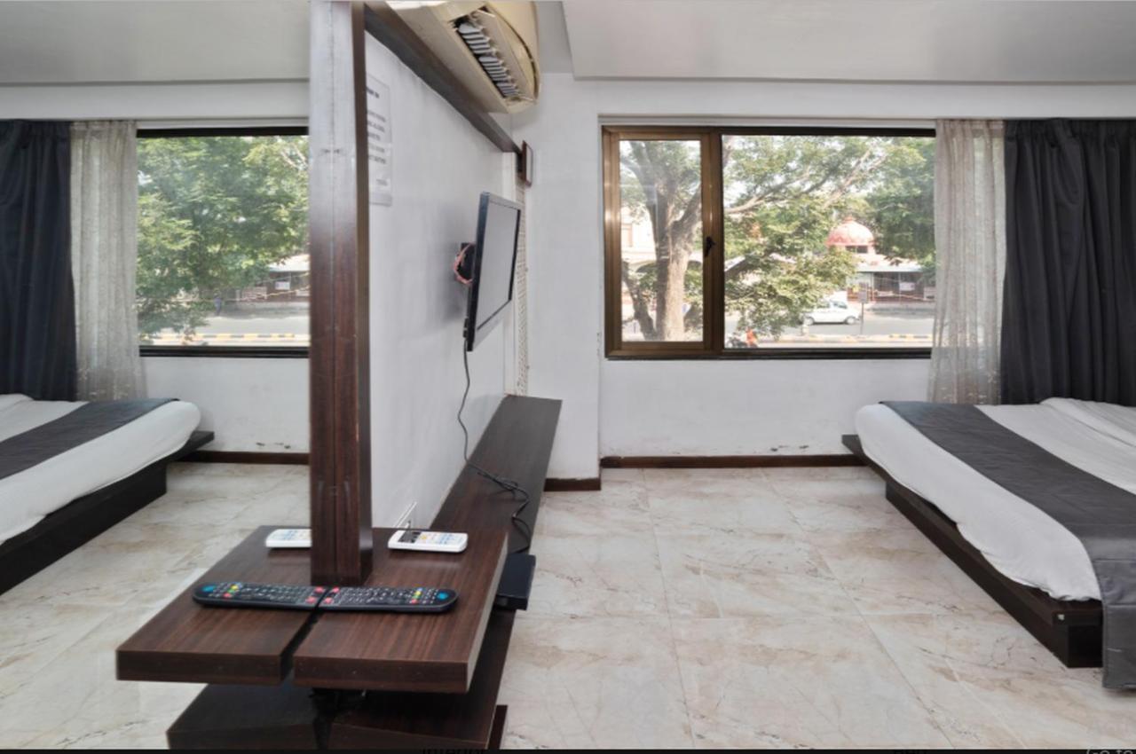 Hotel Maple 2*