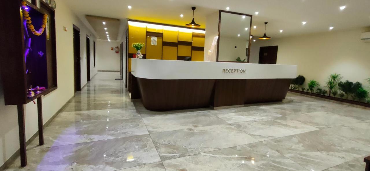 Hotel Sparsh - Chandkheda Ahmedabad