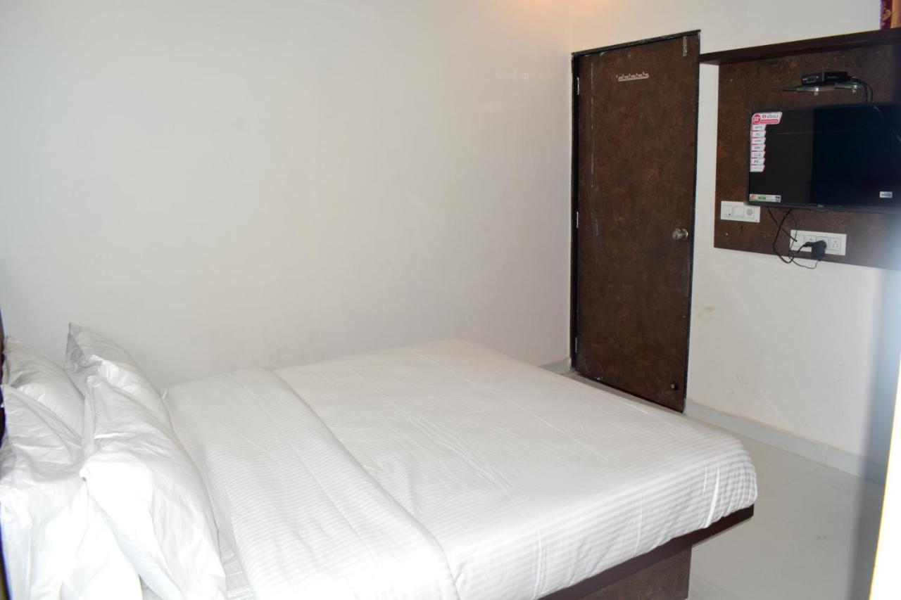 Hotel Peradiot Ahmedabad