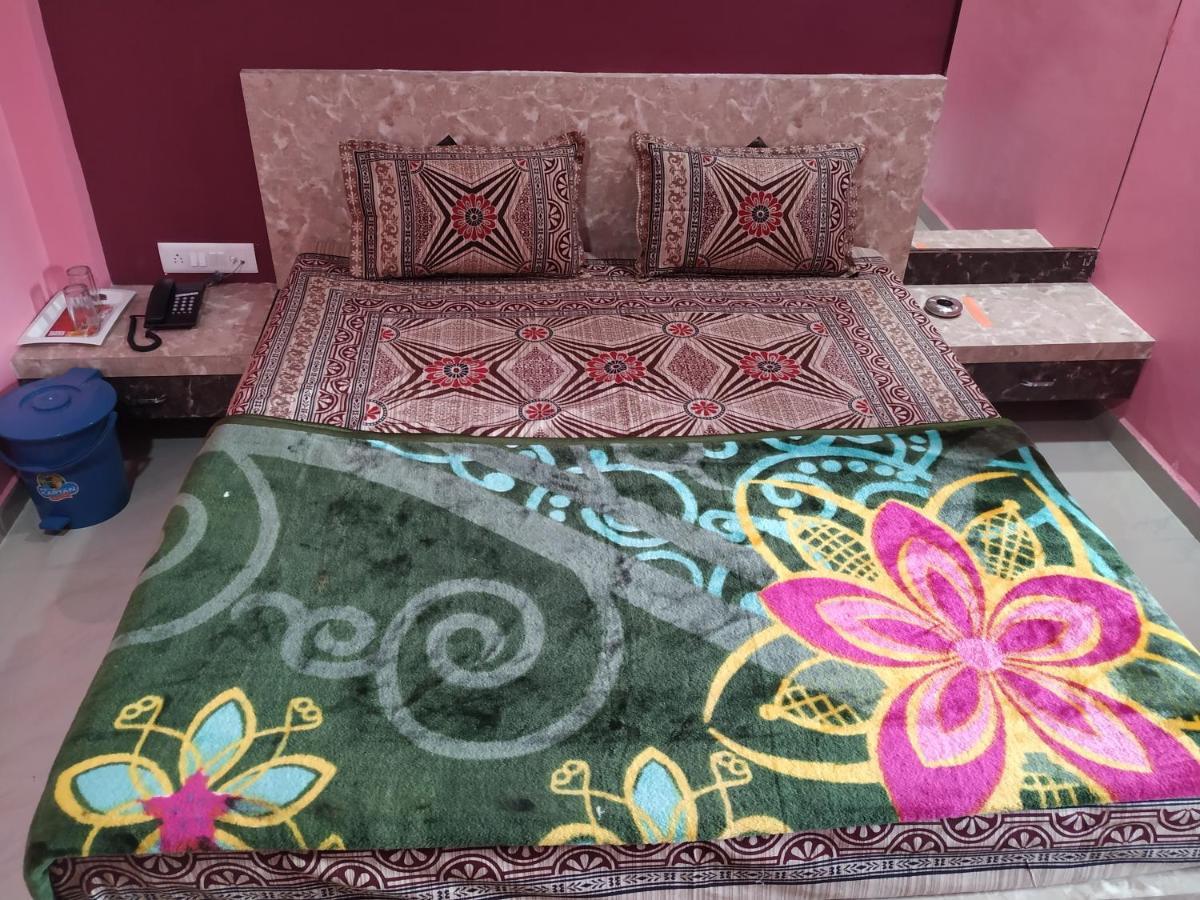Guest house Asopalav Ahmedabad