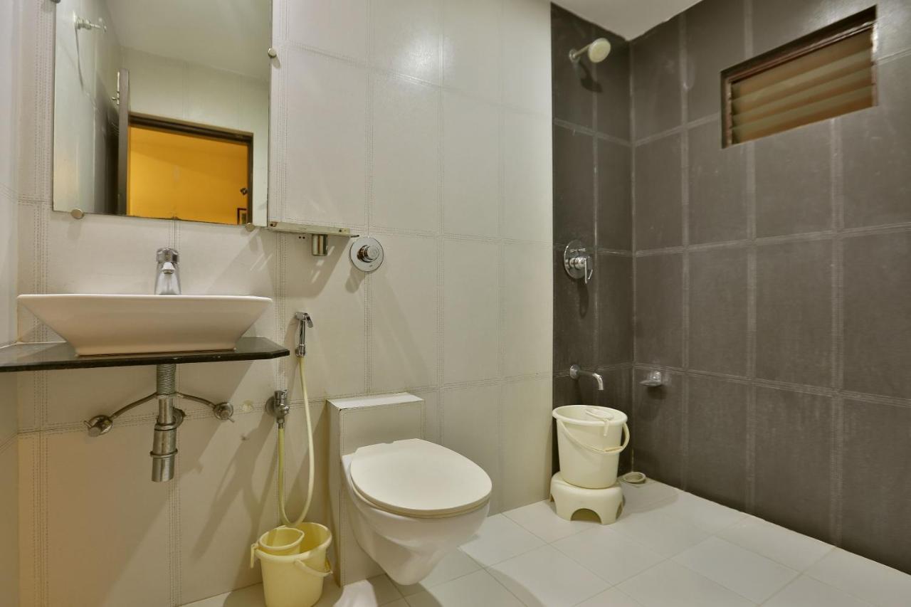 Kamran Palace 3* Ahmedabad