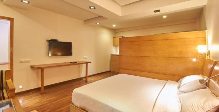 Rock Regency 3*