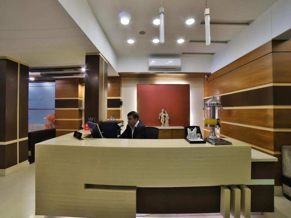 Collection O 17189 Kanak Ashram Road Hotel 3*