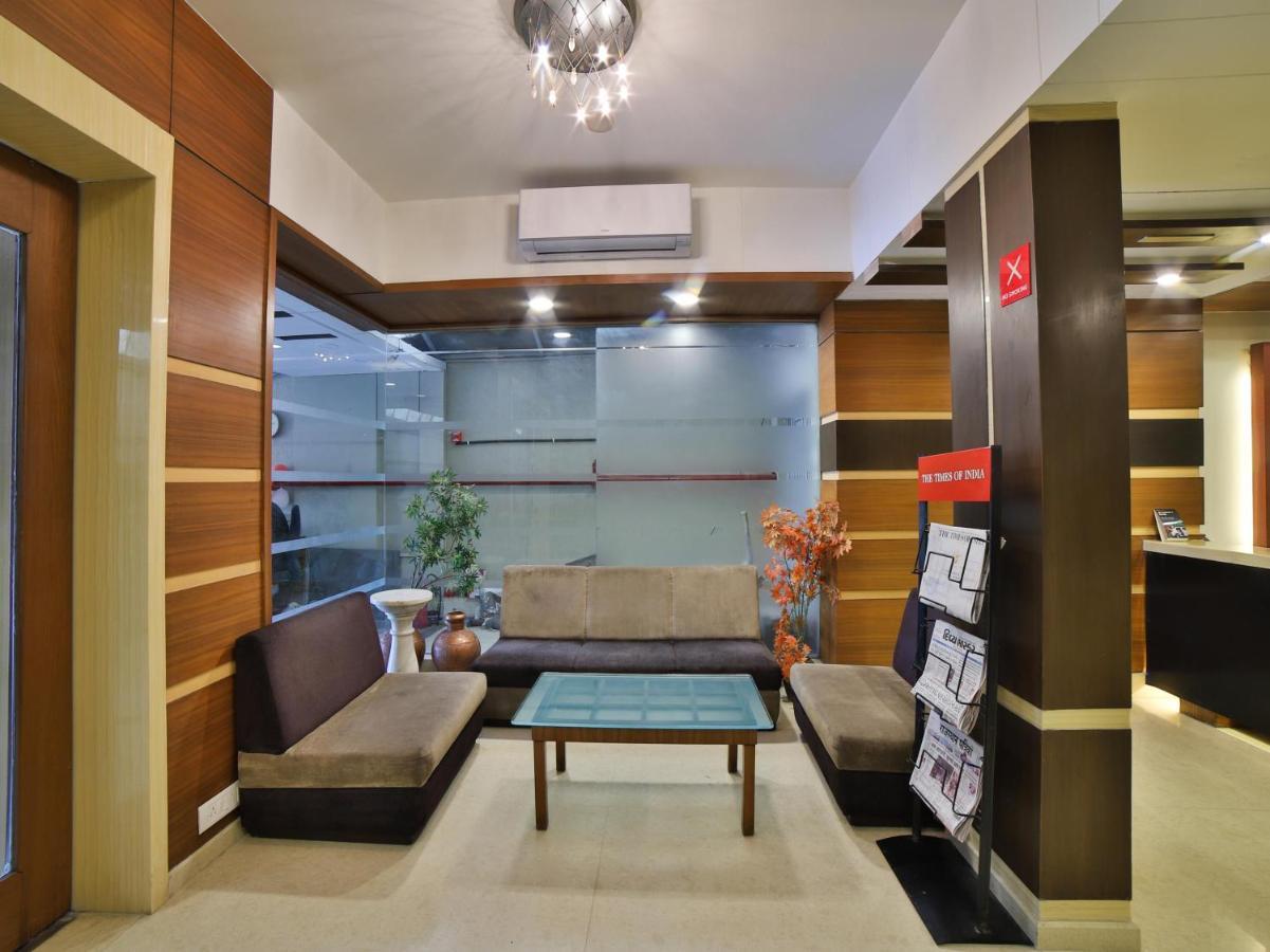 Collection O 17189 Kanak Ashram Road 3* Ahmedabad