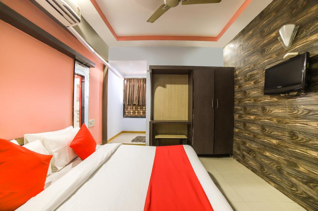 Oyo 69877 Sarthi Residency