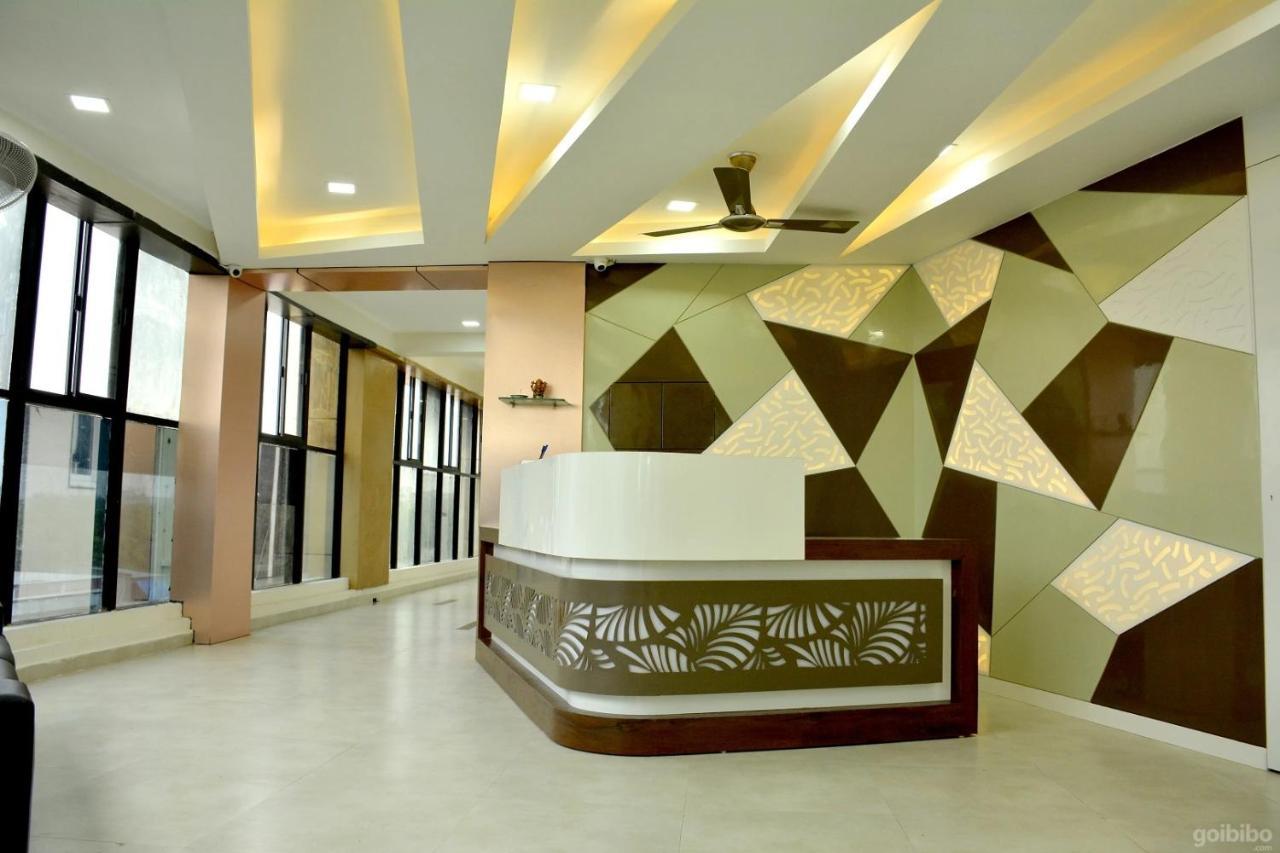 Hotel Tulip Plaza Ahmedabad