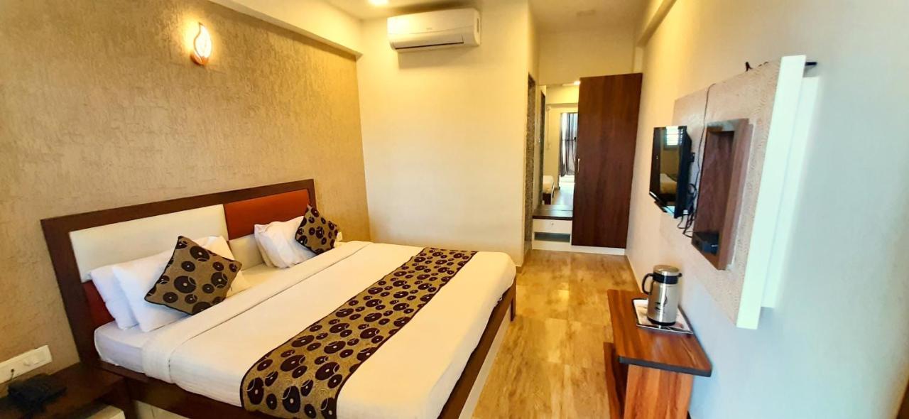 Tulip Plaza 3*