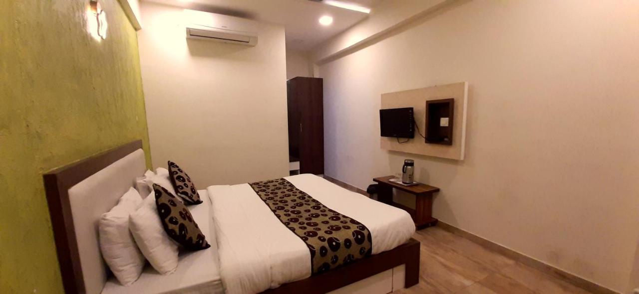 Tulip Plaza Ahmedabad