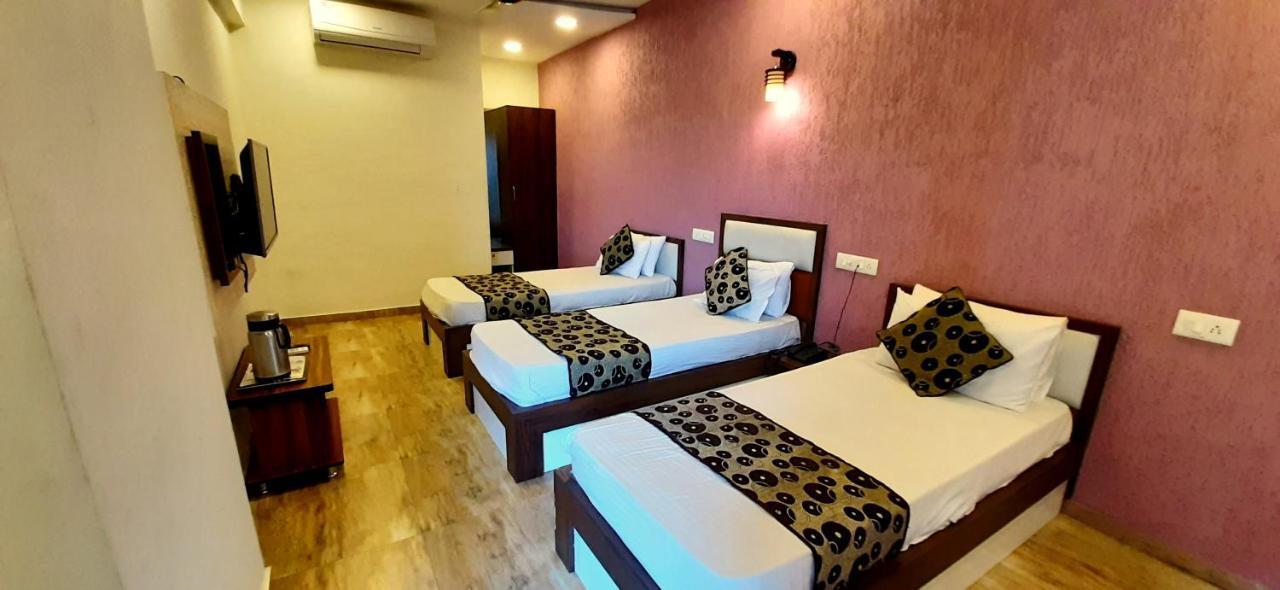 Tulip Plaza Hotel Ahmedabad