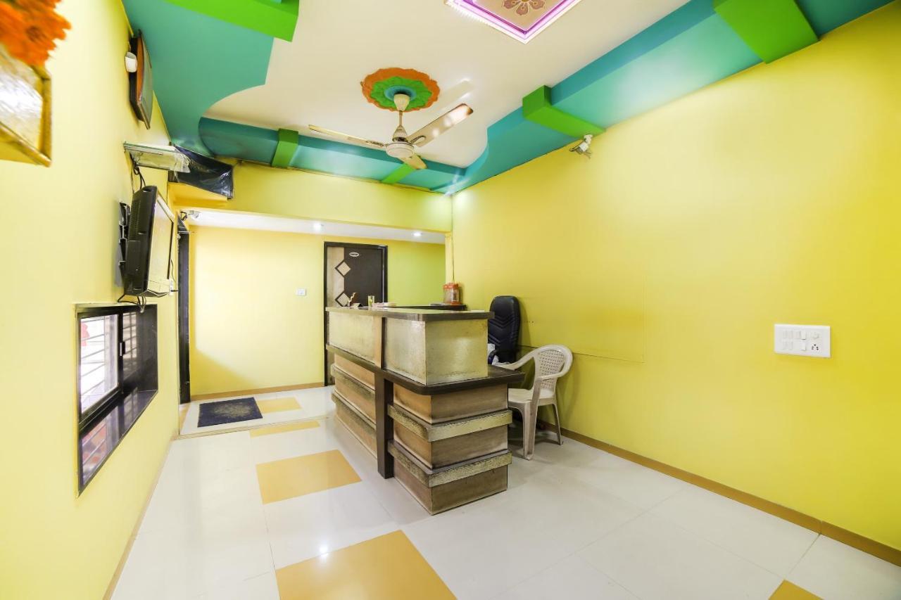Oyo 69877 Sarthi Residency Ahmedabad