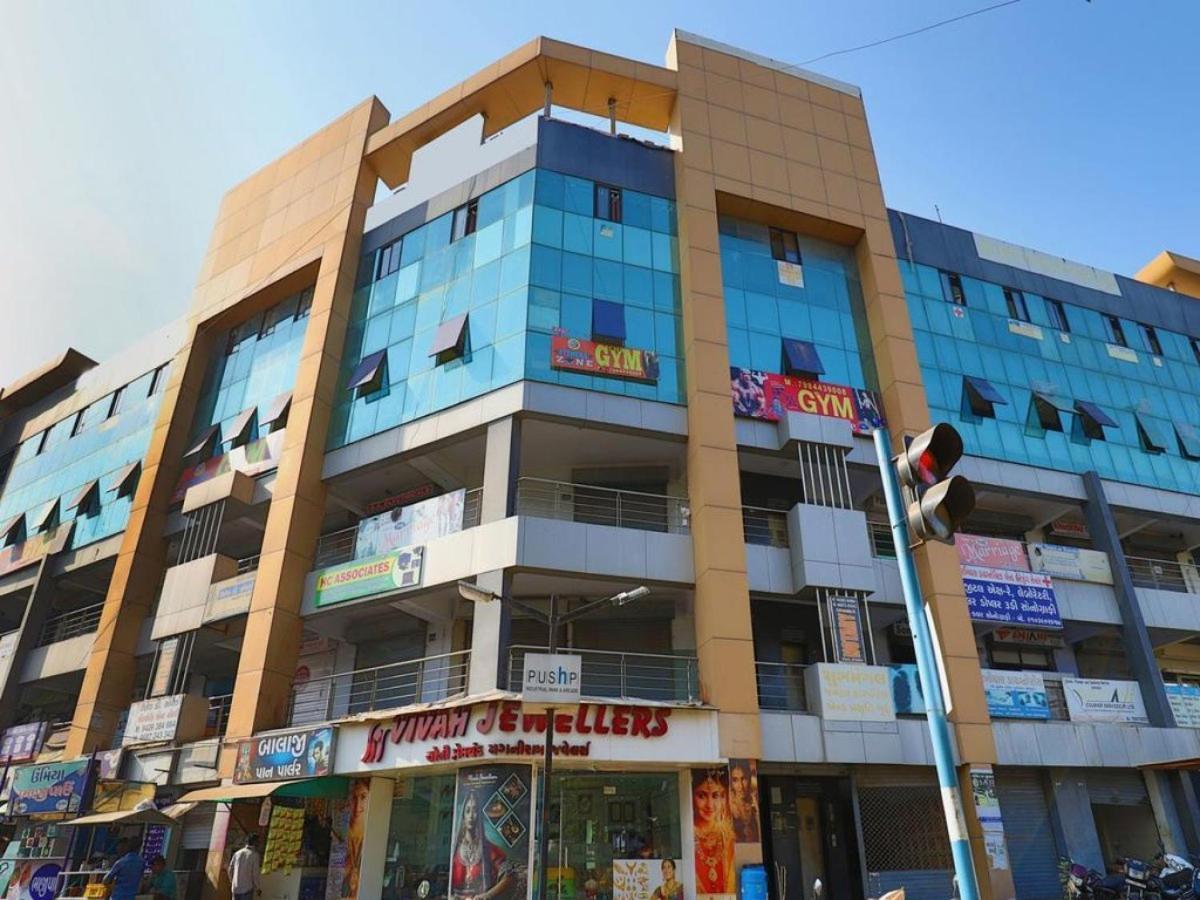 Hotel Tulip Plaza Ahmedabad